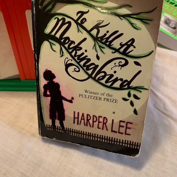 Books - Picture 1 of 4